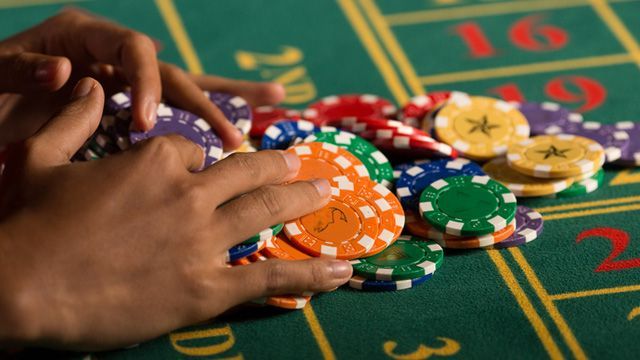 Pai Gow Poker کھلاڑیوں کے لیے لائیو کیسینو سیکشن